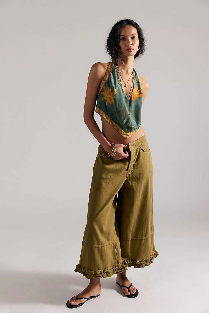 Free People We The Free Love Me Not Bloomer Jeans M Field of Daisies